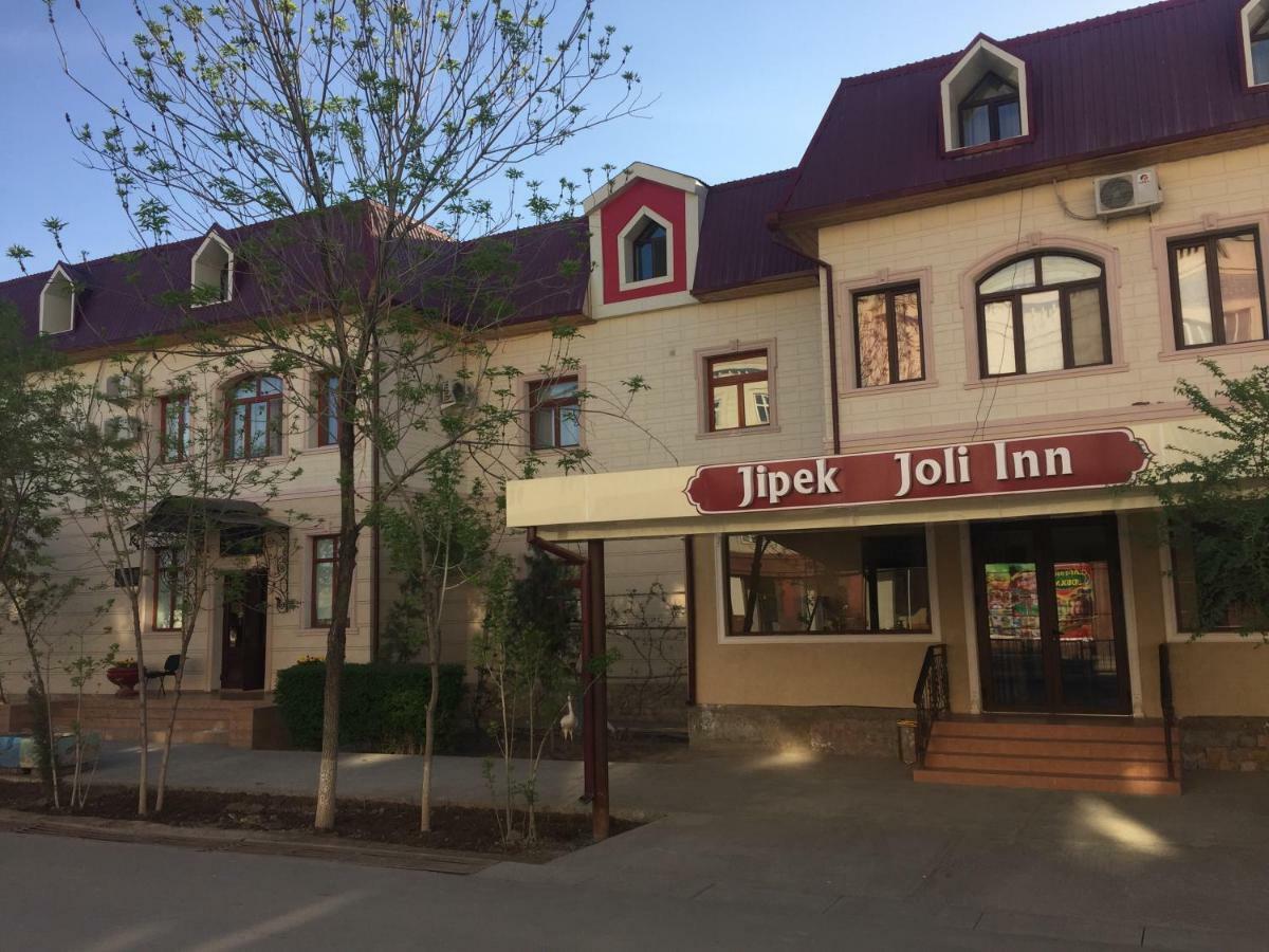 Jipek Joli Inn Нукус Екстериор снимка